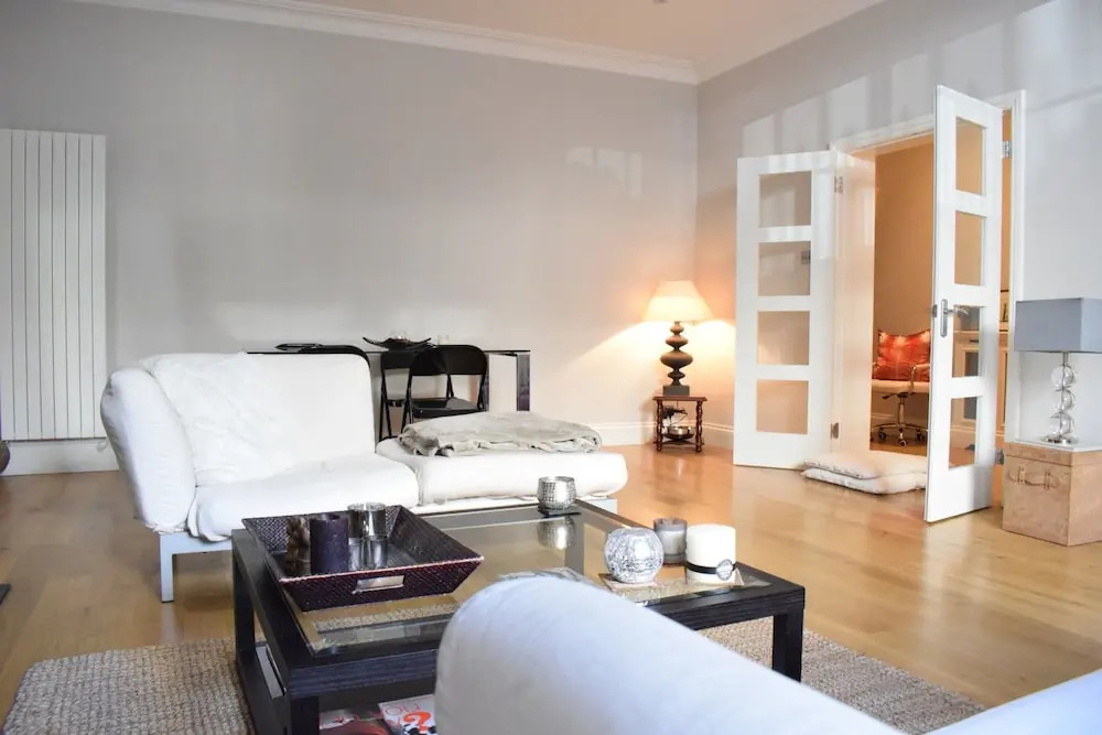 Modern 2 Bedroom Home in Chelsea