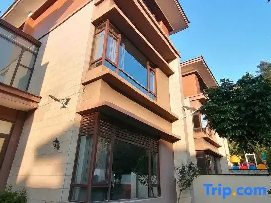 Boyue Apartment (Qingyuan Fogang Evergrande Yiquan Four Seasons)