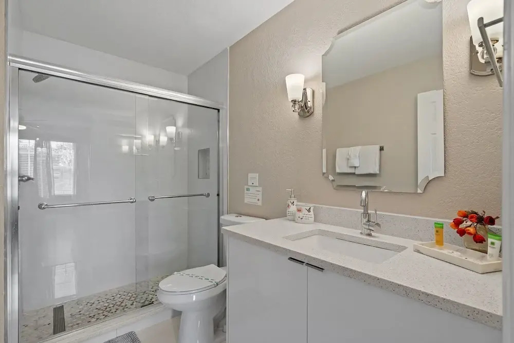 6bd/4ba Private Pool Avengers Game Room