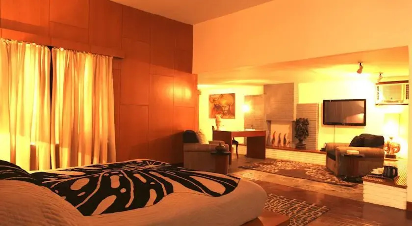 Ahuja Residency Casa