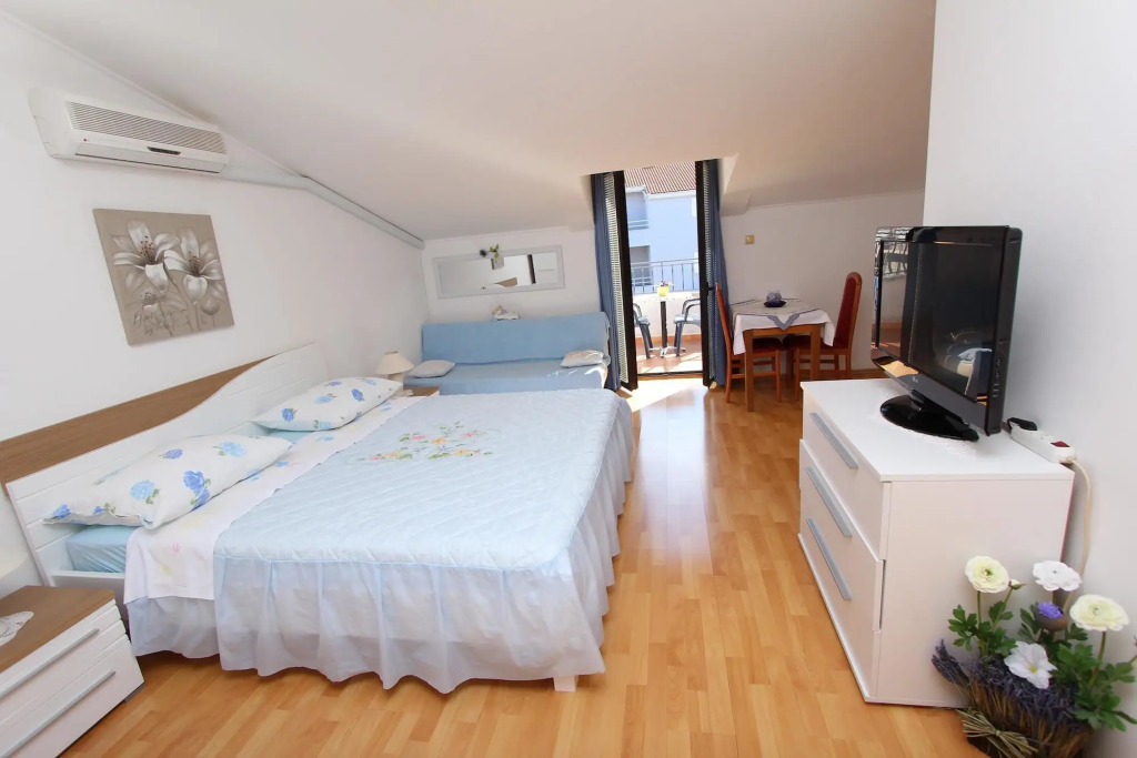 Apartments Dujmović
