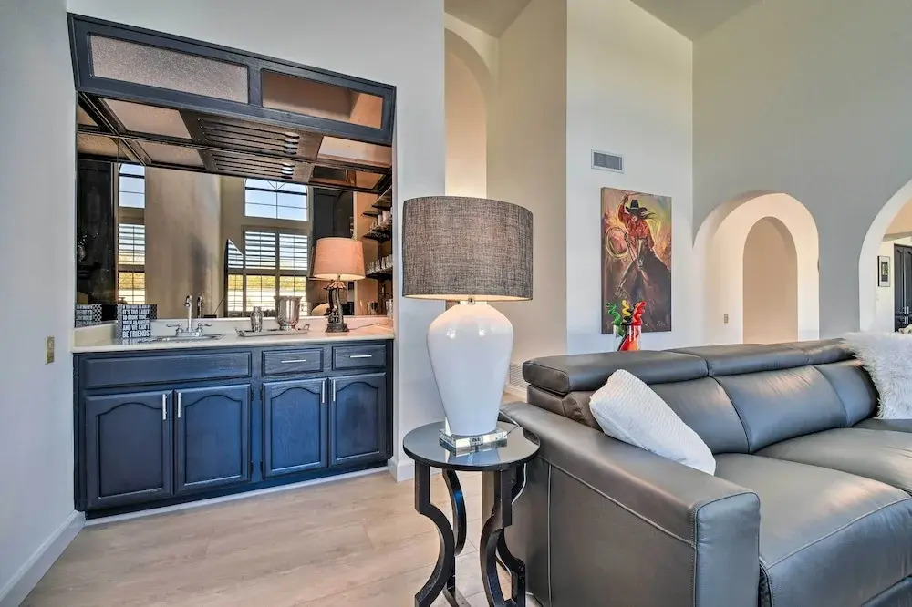 Heated Saltwater Pool: Group Getaway in Scottsdale