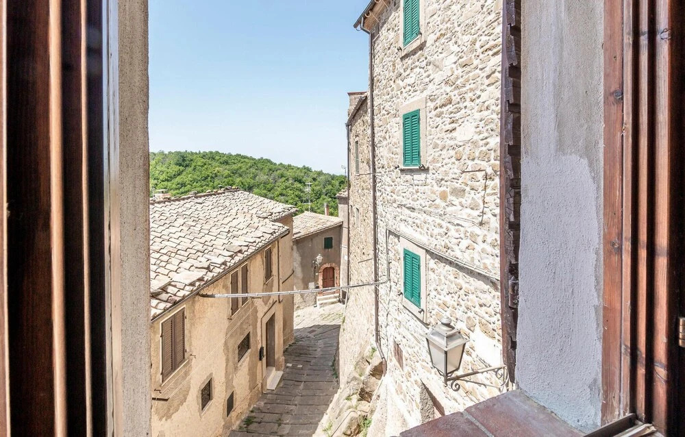 Gorgeous Home In Monticello Amiata