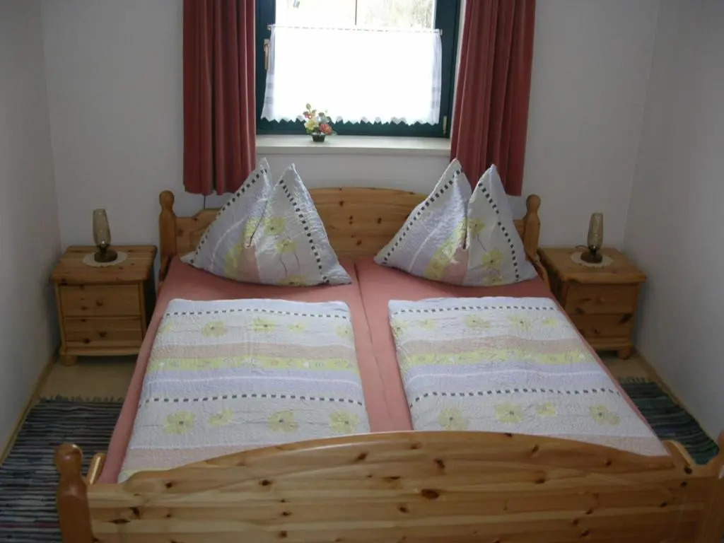 Monika Schwaiger, Appartements