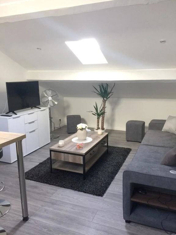 Studio in Hyères, With Wonderful City View and Wifi - 4 km From the Be