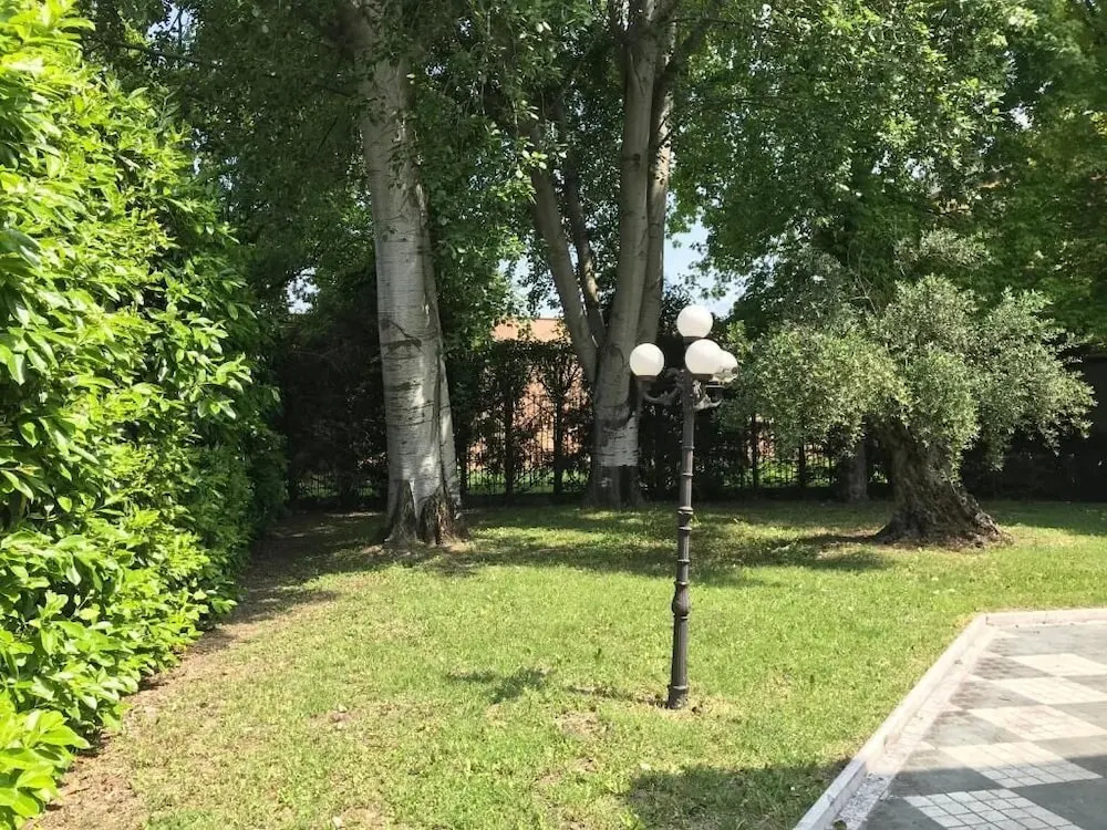 Villa Donatella Rooms & Apartments