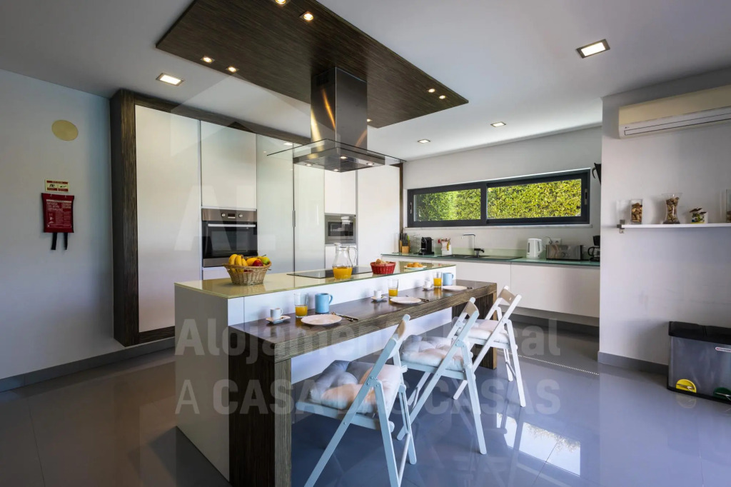 Aqua Villa by AcasaDasCasas