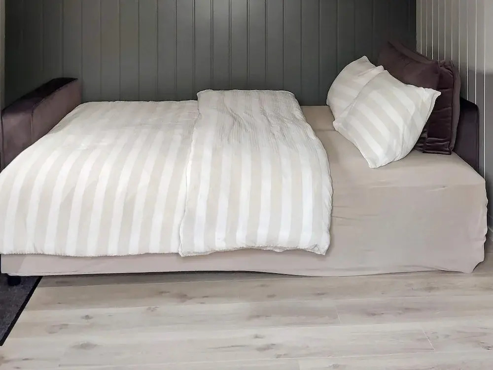 8 Person Holiday Home in Lyngdal