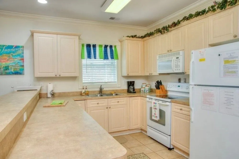 Magnolia Pointe 105 4847 3 Br condo by RedAwning