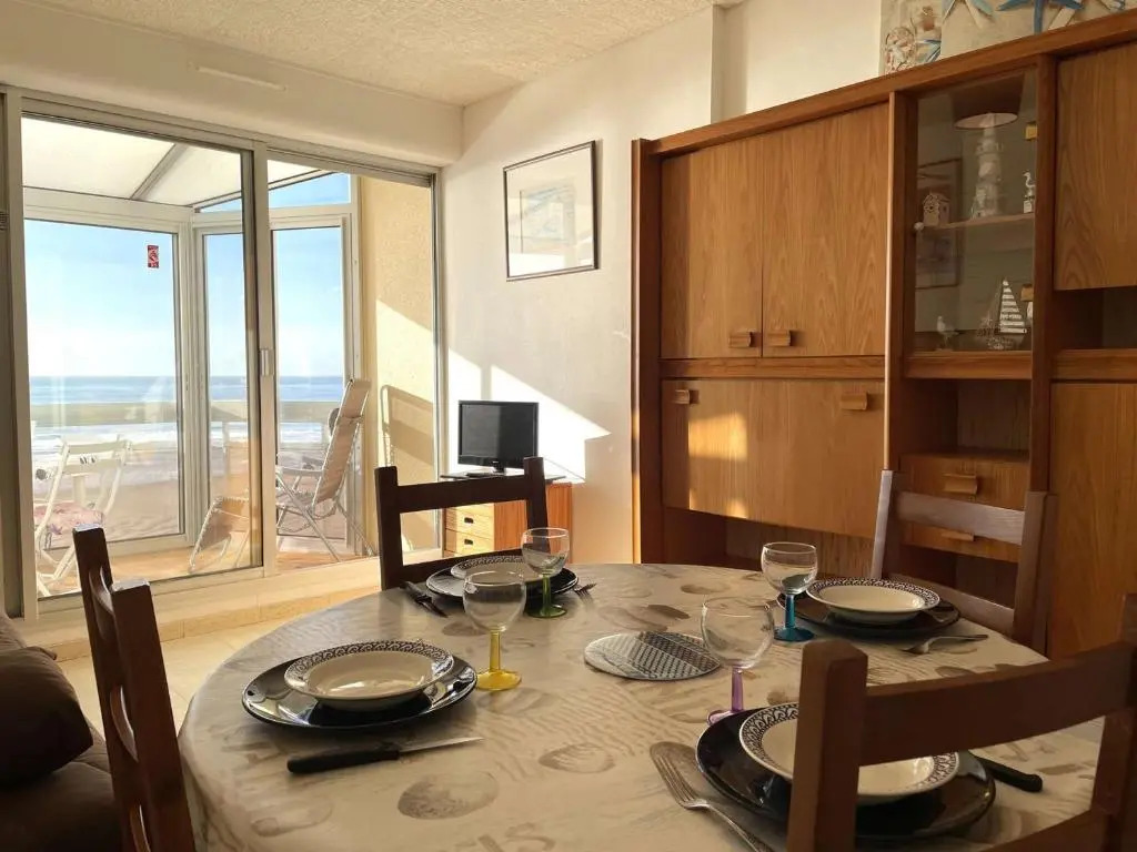 Appartement Saint-Gilles-Croix-de-Vie, 2 pièces, 4 personnes - FR-1-224-300