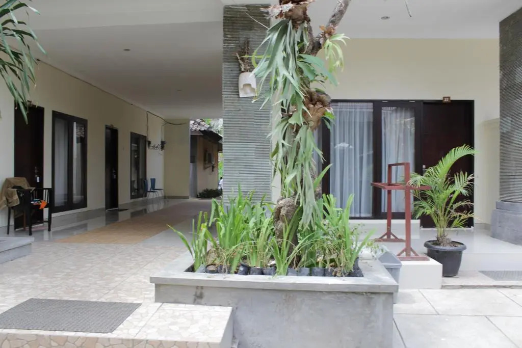 Hotel Near Beach Ayu inn Kuta
