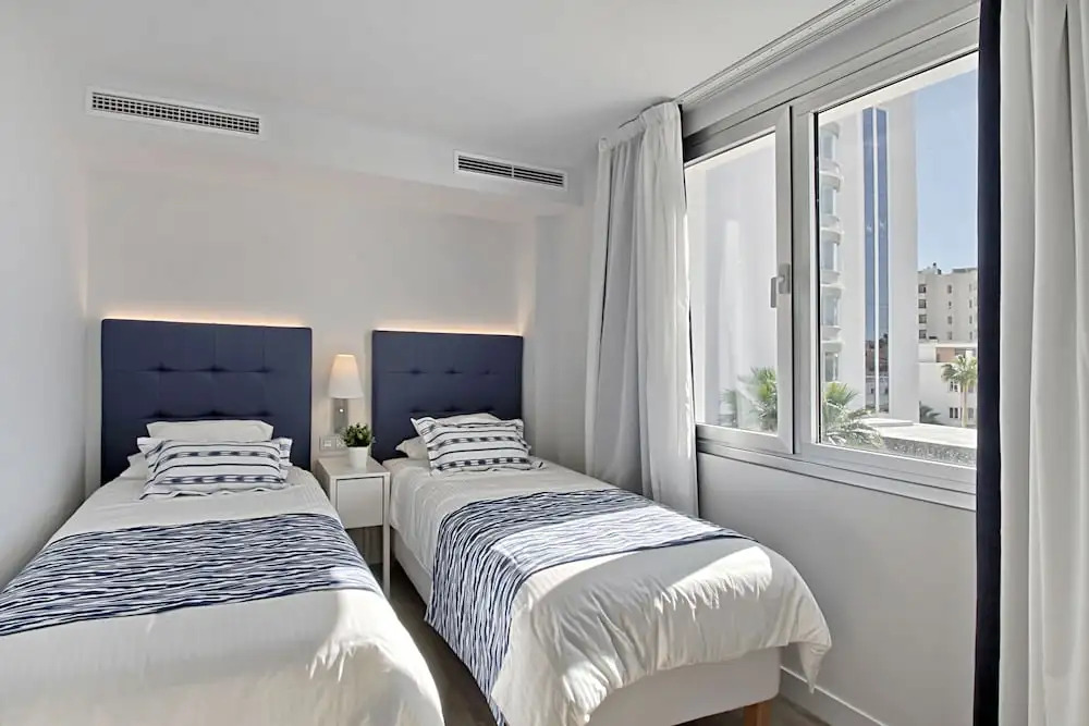 Carihuela Suites