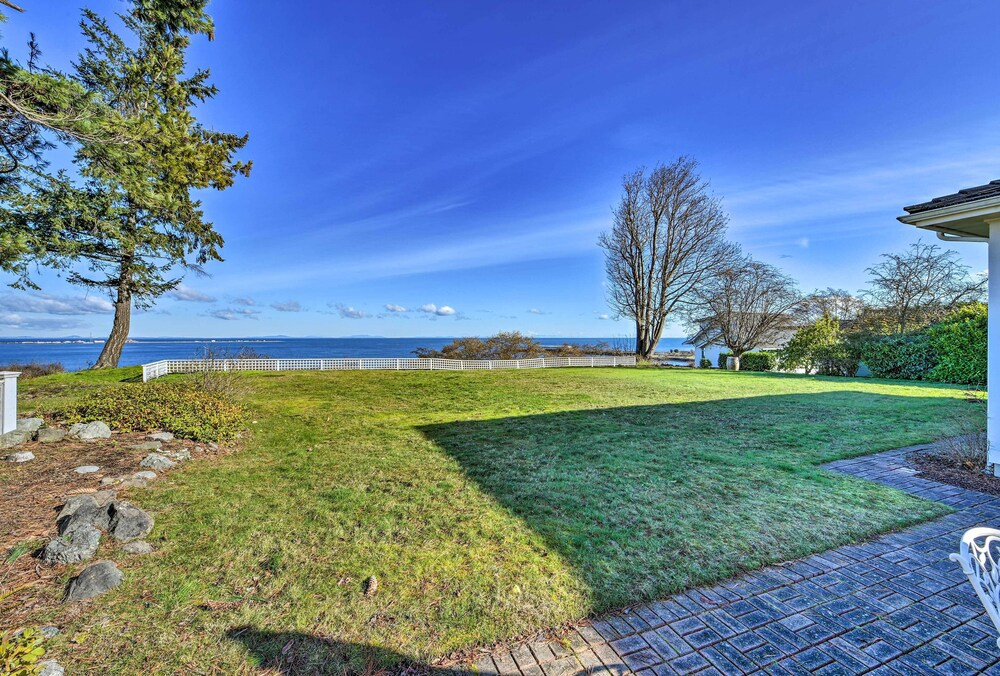 Waterfront Port Angeles Home w/ Harbor Views