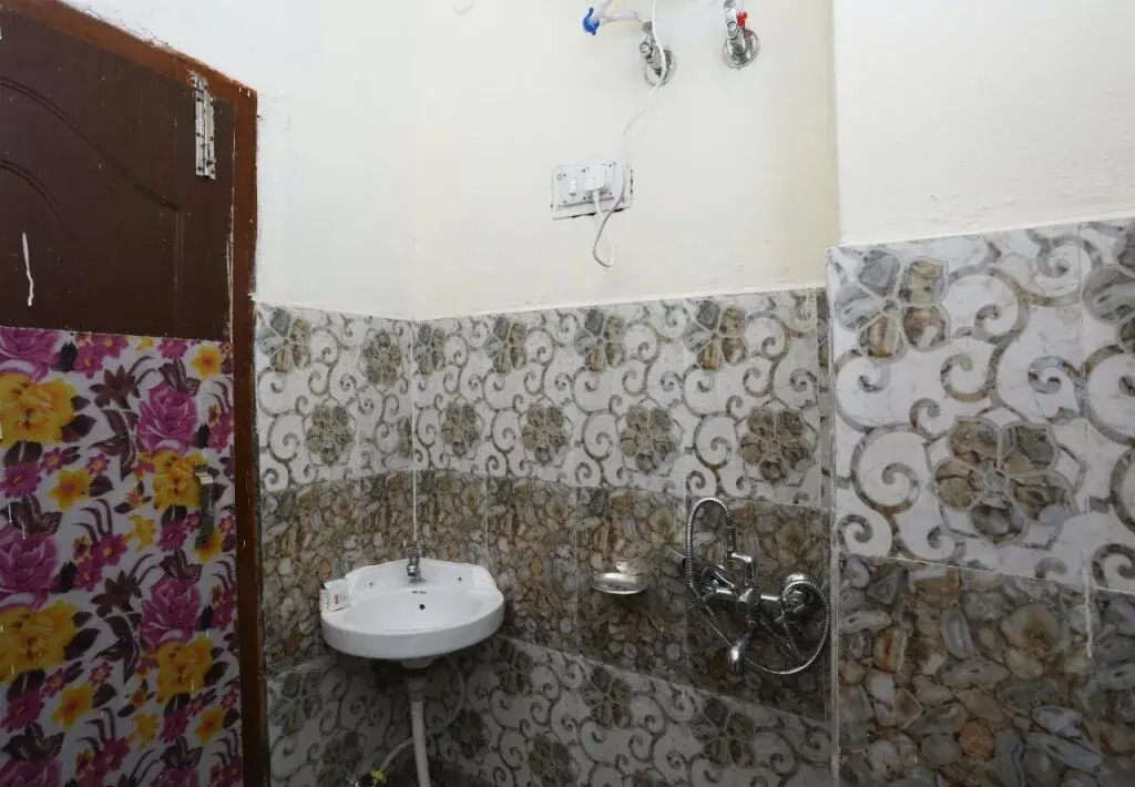 Hotel Wonderis By OYO Rooms
