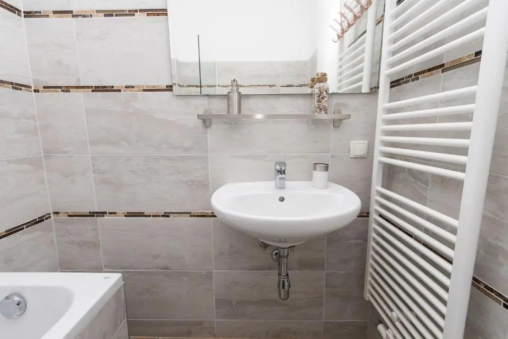 Comfortable romantic 1 bedroom apartment near Augarten