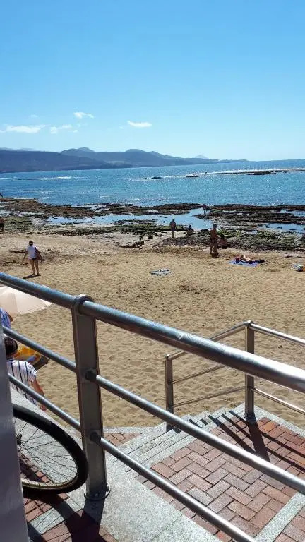 Apartamento amplio Canary Style, 1ªLinea Playa Canteras