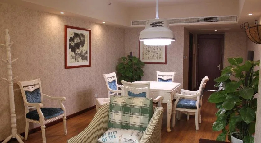 Pastoral Hotel (Chengdu Global Center)