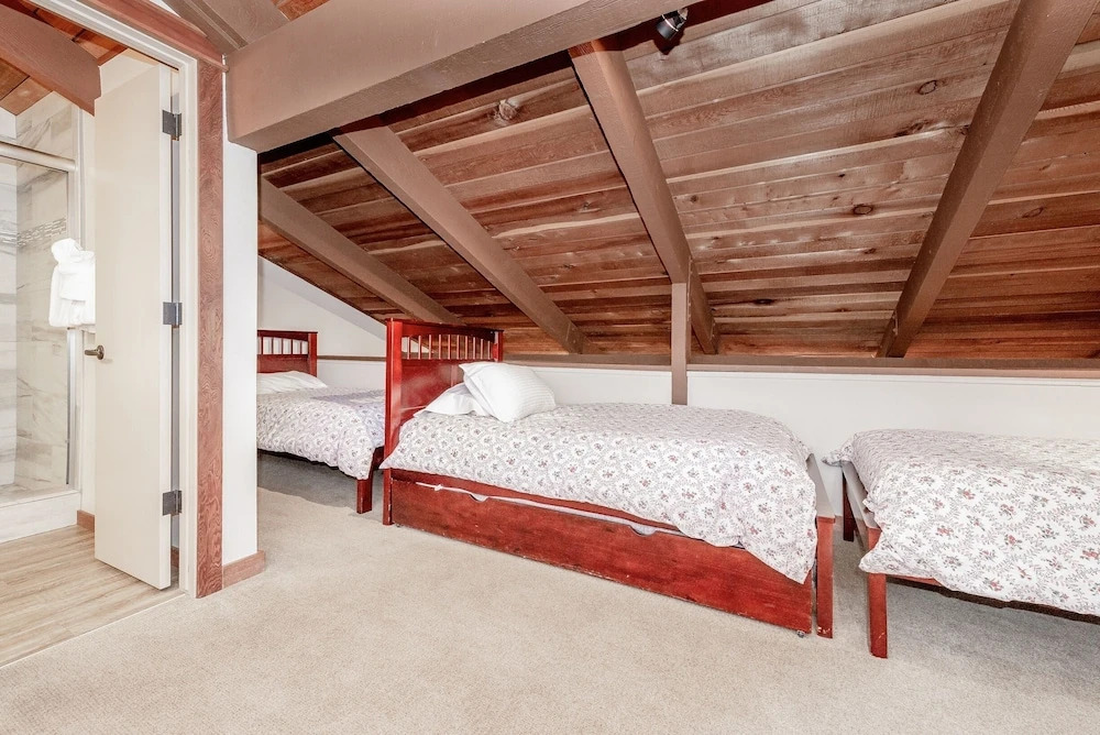 New Listing! Horizons 4 W/ Pool & Hot Tub 1 Bedroom Condo