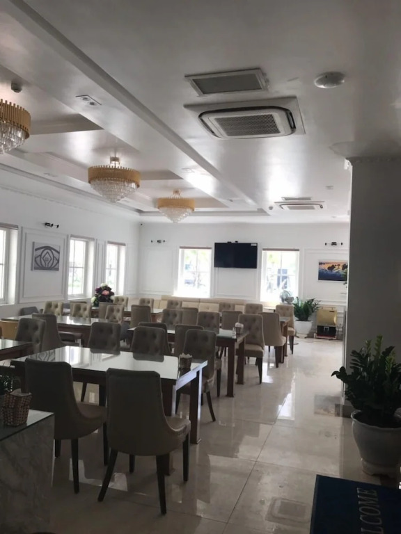 The Marine Hotel