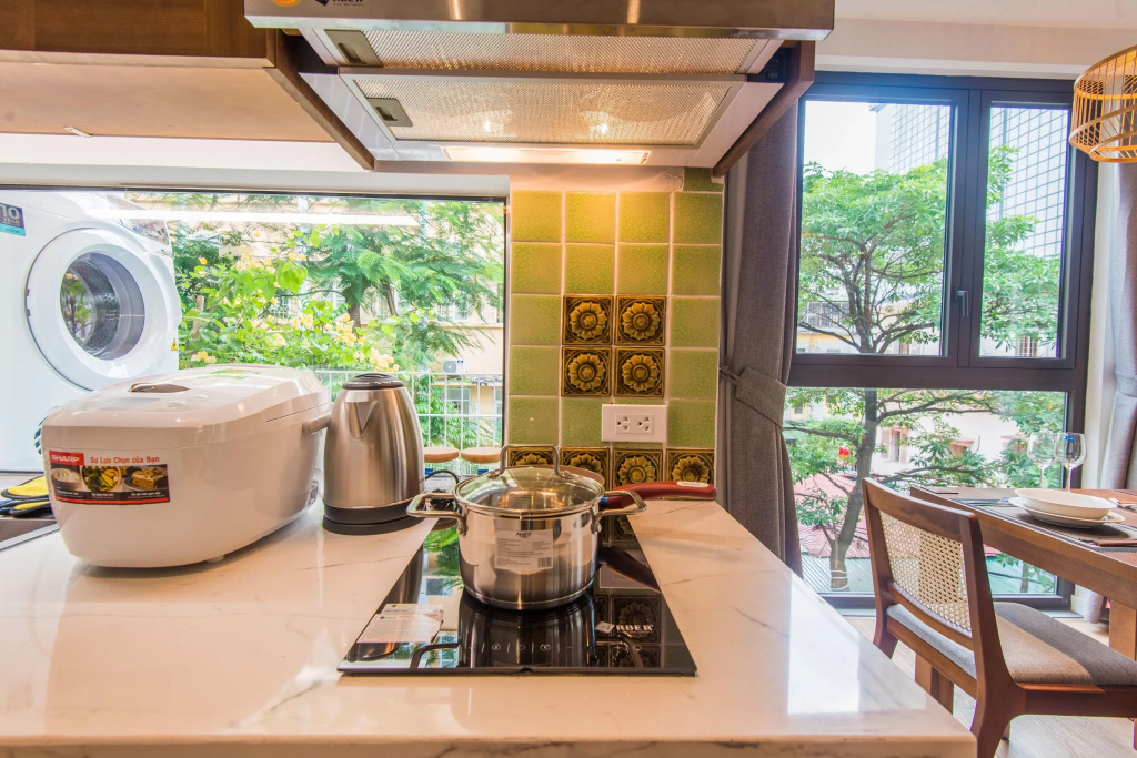 NINE HOUSING 49 Linh Lang