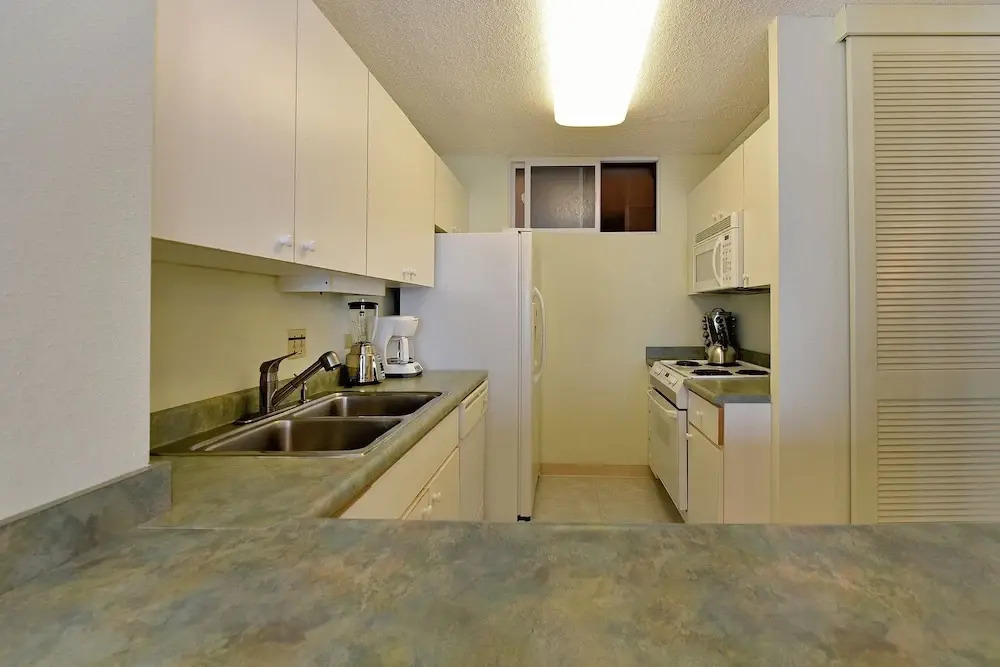 Mahana Resort #518 1 Bedroom Condo by RedAwning
