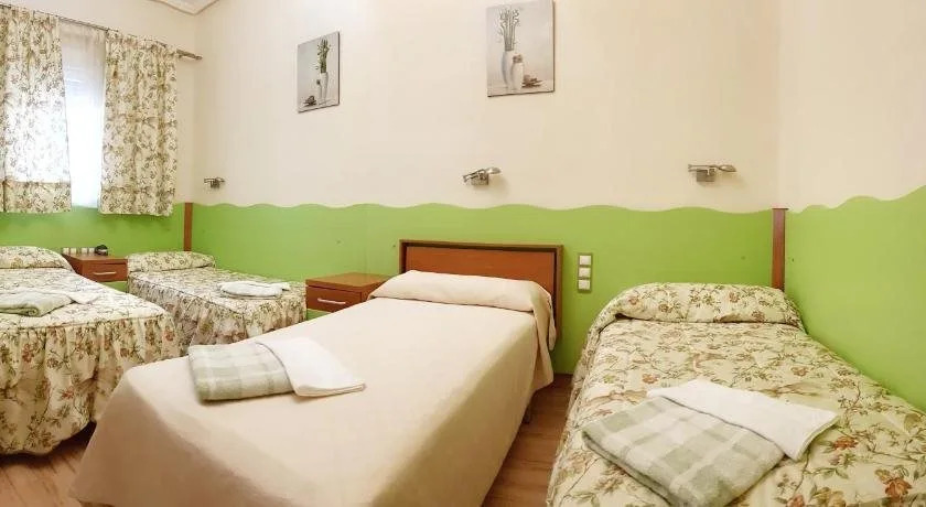 Hostal De La Torre Hostal Economico