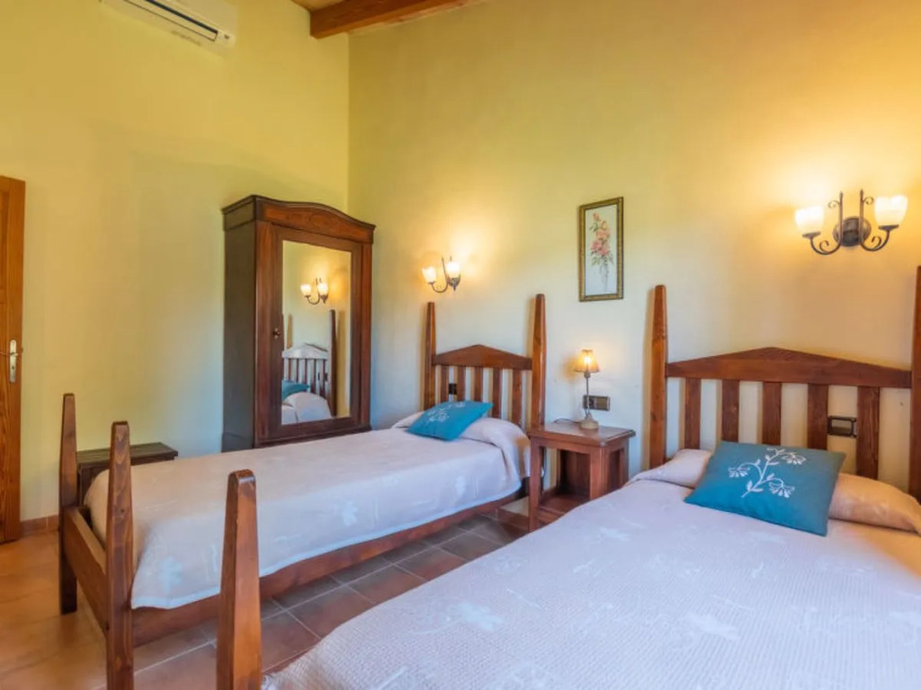Holiday Home es Coscolls (Pic300)