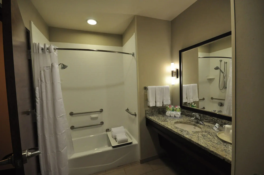 Holiday Inn Express Hotel & Suites Belgrade by IHG