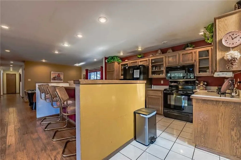 Christi and Don's Nuthouse by Ruidoso Vacation Rentals