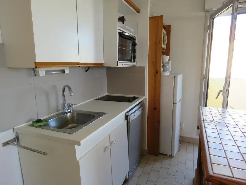Appartement Sète, 1 pièce, 4 personnes - FR-1-472-115