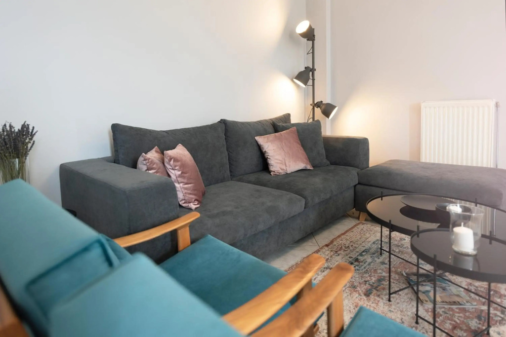 Vanilla Luxurious Apartment