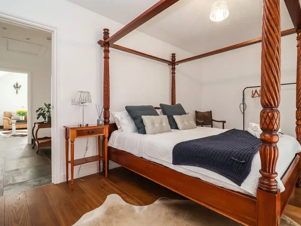 Polly's Annexe