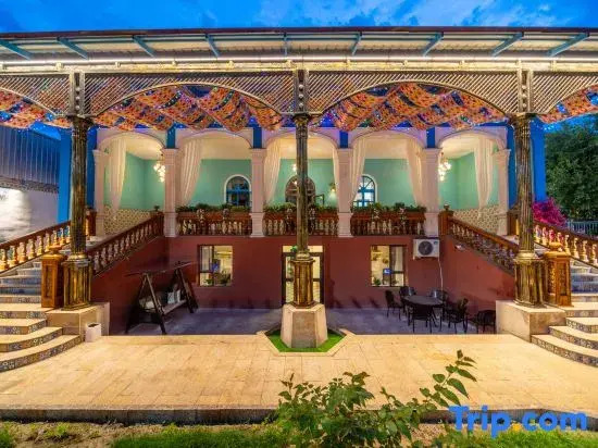 Yining Nalan Pavilion B&B