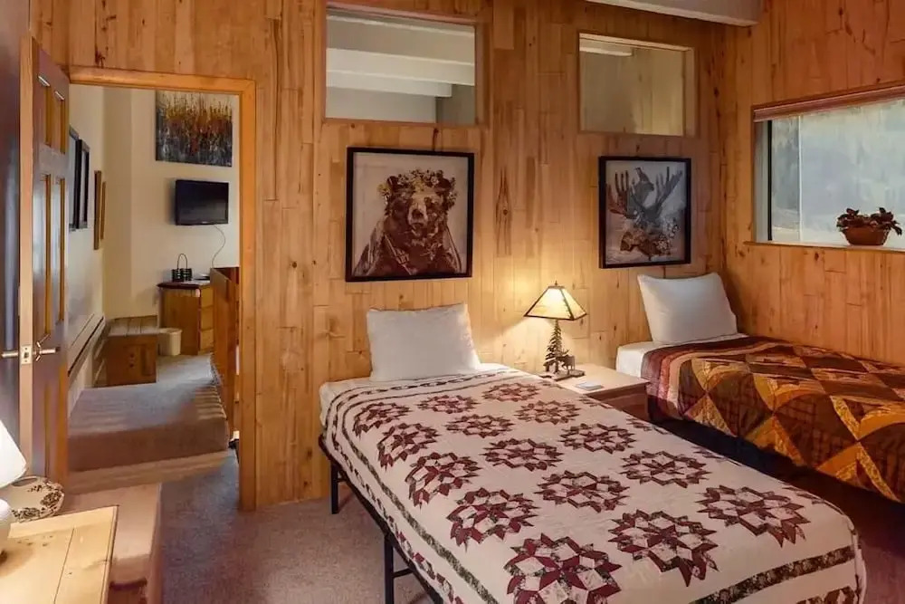 Summit House East 1 Bed Loft 2 Bath Shmb