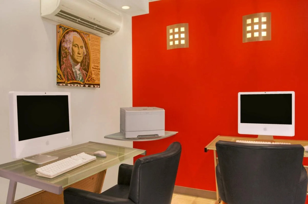 Kimpton George Hotel by IHG
