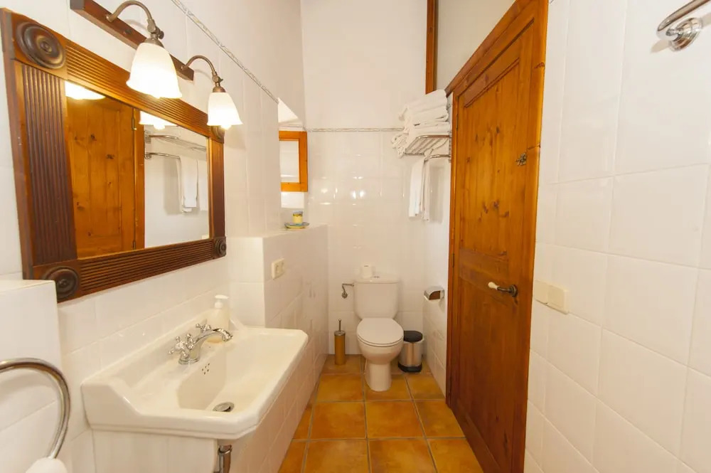 Villa for 2 People in the Countryside With Private Pool, Wifi, Located Near Sant