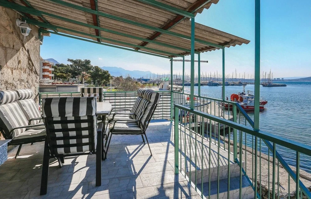 Stunning Home in Kastel Gomilica With Wifi and 2 Bedrooms