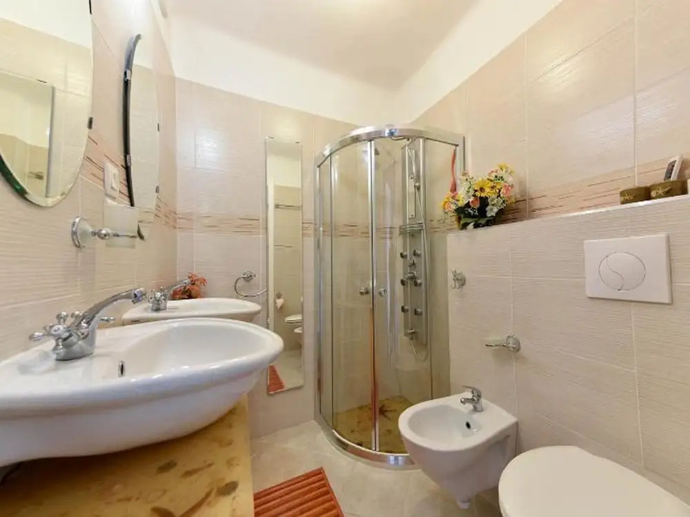 Apartment with One Bedroom in Cannes, with Wonderful City View, Furnished Terrace And Wifi - 800 M From the Beach