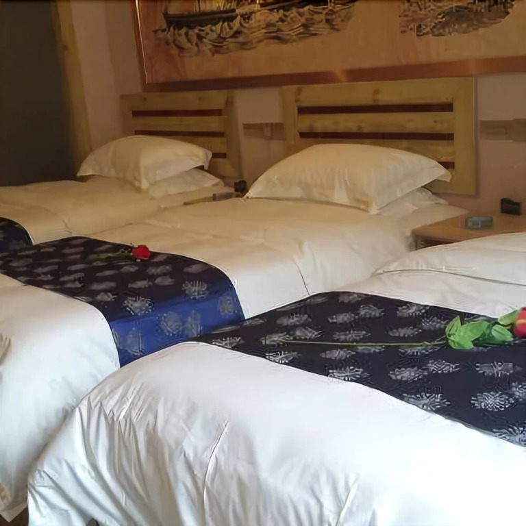 Zhaxi Zhuomu Hotel
