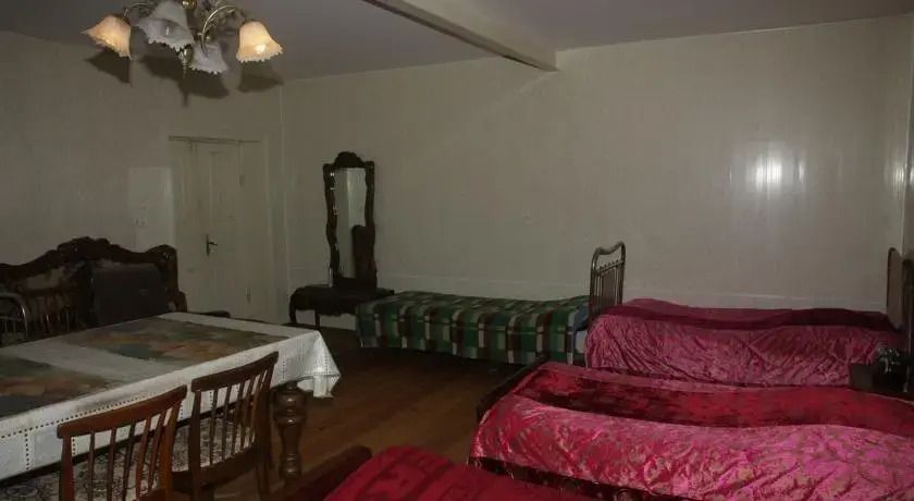 Hostel Sozari