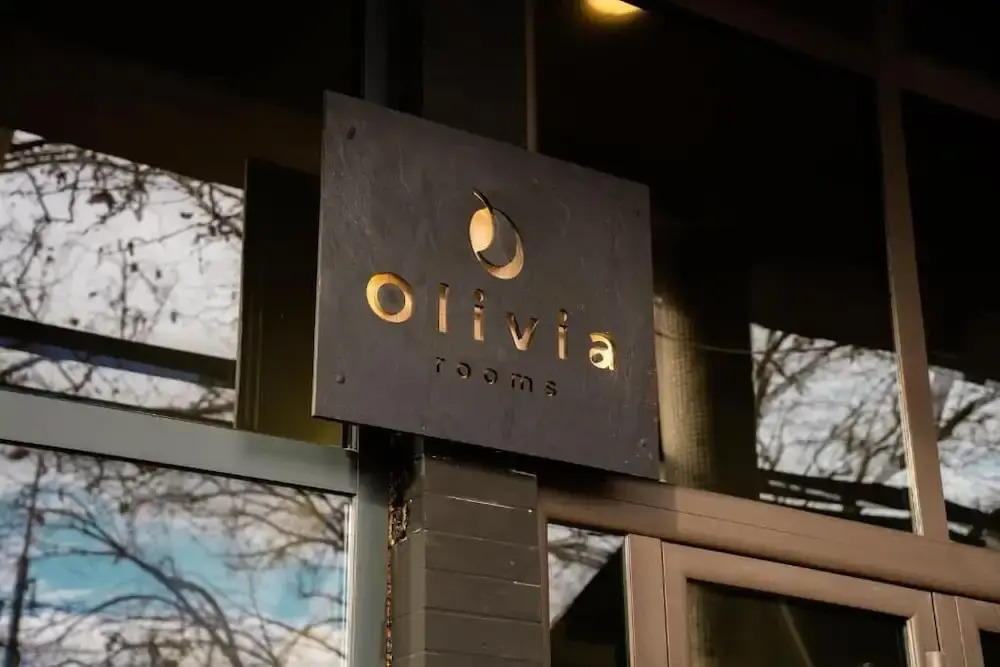 Olivia Rooms