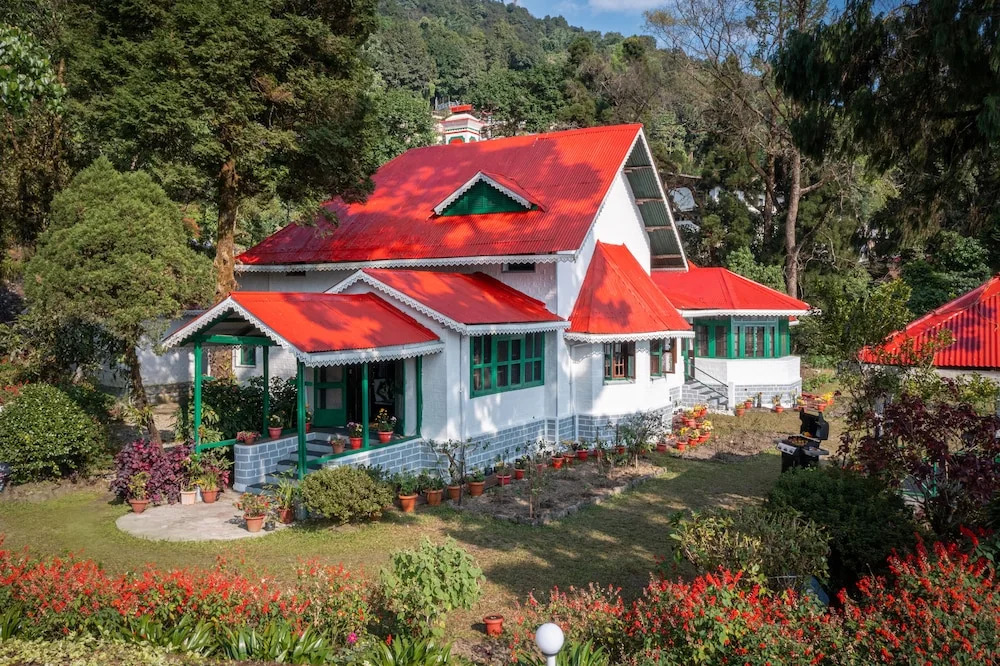 amã Stays & Trails - Wayside Villa, Kurseong