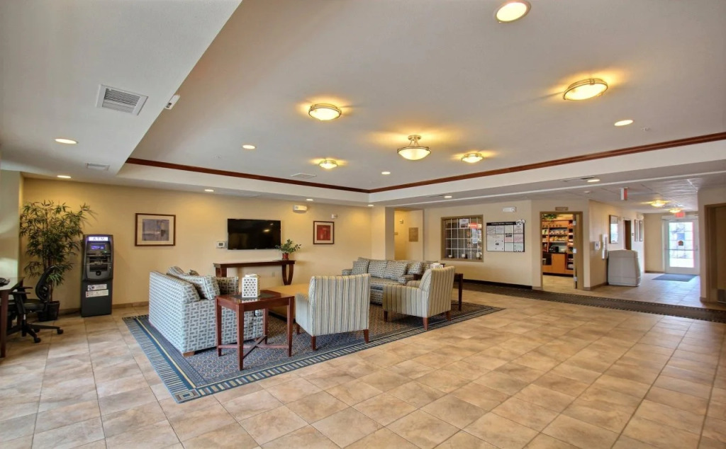 Candlewood Suites Milwaukee Airport by IHG