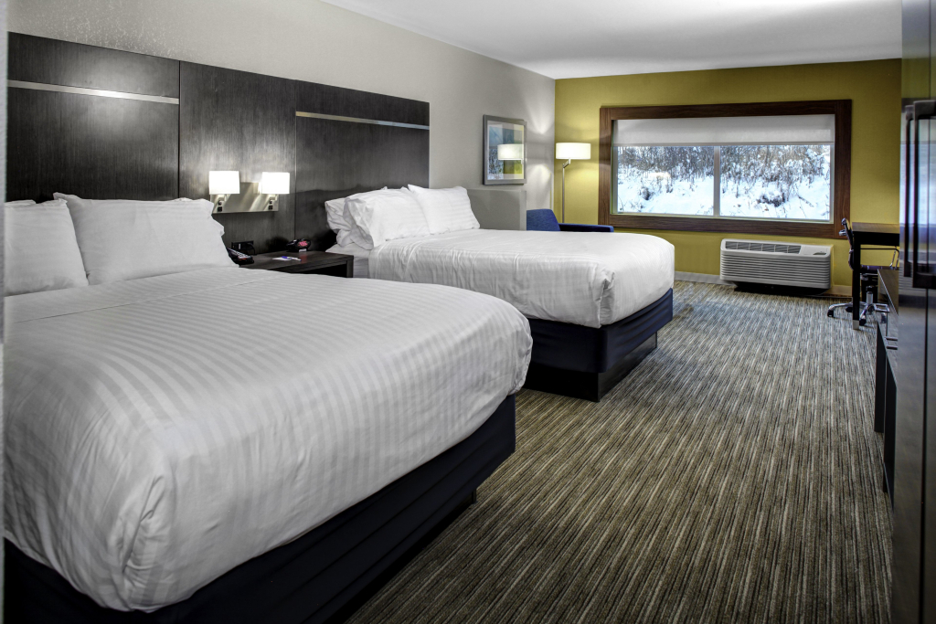 Holiday Inn Express & Suites Coldwater by IHG