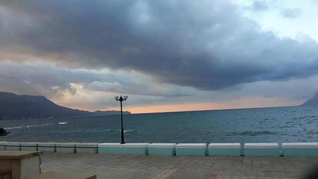 Three Bedroom Apartment in City Center with Sea View near the Beach
