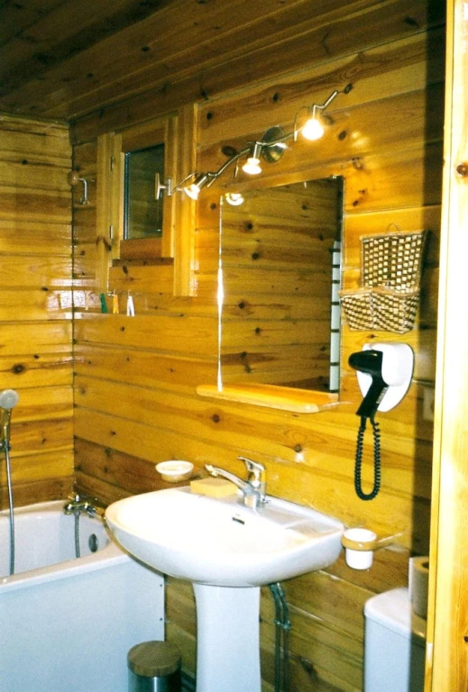 Chalet With 2 Bedrooms in Sixt-fer-à-cheval, With Wonderful Mountain View and Furnished Terrace