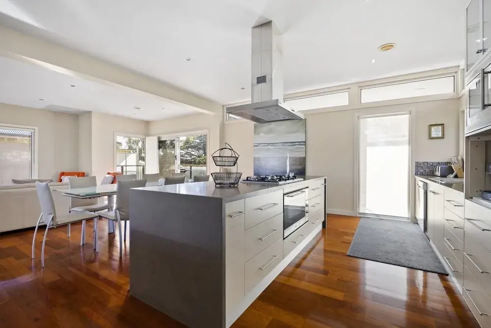 Spacious 3-bed Townhouse Near Dromana Beach