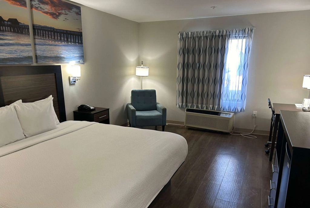 Days Inn by Wyndham Panama City/Callaway
