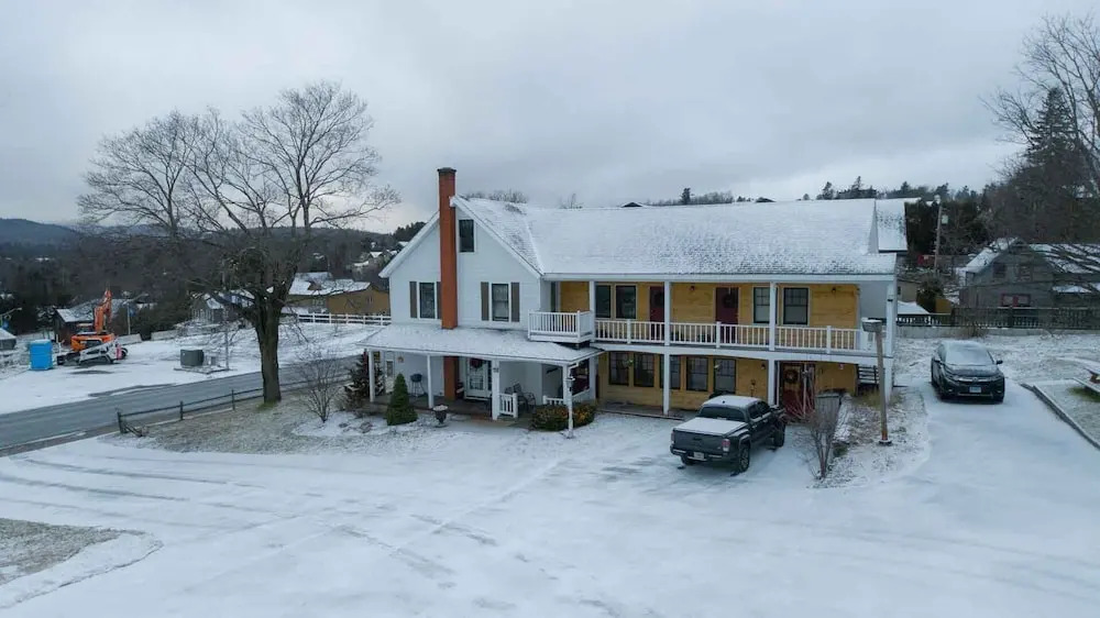 The Snowshoe Lodge