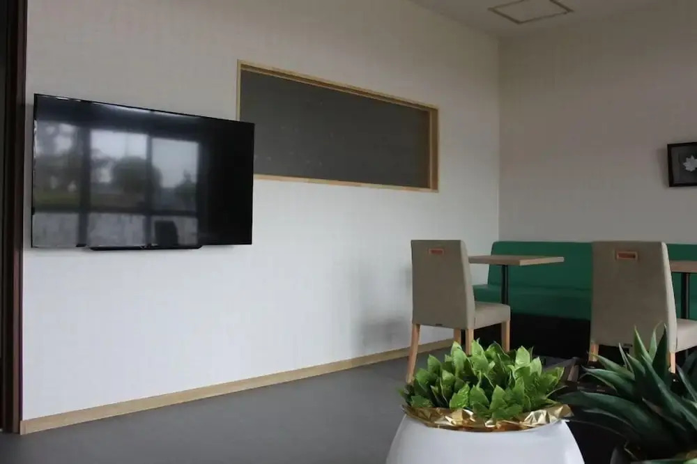 Easy Hostel